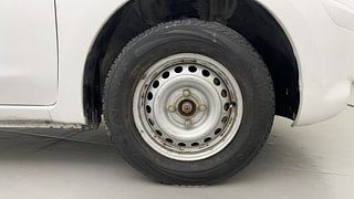 Used 2013 Nissan Micra Active [2012-2020] XE Petrol Manual tyres RIGHT FRONT TYRE RIM VIEW