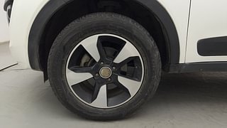 Used 2019 Tata Nexon [2017-2020] XZA Plus Dual Tone Roof AMT Petrol Petrol Automatic tyres LEFT FRONT TYRE RIM VIEW