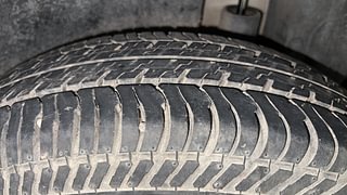 Used 2013 Maruti Suzuki Swift [2011-2017] VXi Petrol Manual tyres LEFT REAR TYRE TREAD VIEW