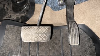 Used 2017 Honda City [2017-2020] VX CVT Petrol Automatic interior PEDALS VIEW