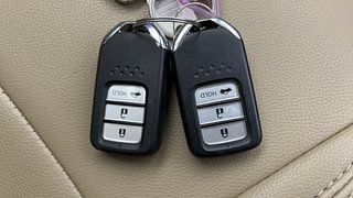 Used 2021 Honda Amaze [2018-2021] 1.2 VX i-VTEC Petrol Manual extra CAR KEY VIEW