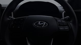 Used 2020 Hyundai Venue [2019-2022] SX Plus 1.0 Turbo DCT Petrol Automatic top_features Airbags