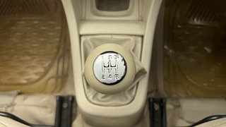 Used 2016 Maruti Suzuki Ertiga [2015-2018] Vxi CNG Petrol+cng Manual interior GEAR  KNOB VIEW