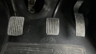 Used 2019 Hyundai New Santro 1.1 Sportz CNG Petrol+cng Manual interior PEDALS VIEW