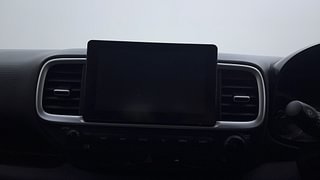 Used 2020 Hyundai Venue [2019-2022] SX Plus 1.0 Turbo DCT Petrol Automatic top_features Integrated (in-dash) music system