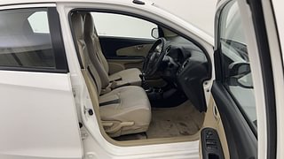 Used 2014 Honda Brio [2011-2016] VX MT Petrol Manual interior RIGHT SIDE FRONT DOOR CABIN VIEW