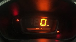 Used 2018 Renault Kwid [2017-2019] RXT 1.0 SCE Special Petrol Manual interior CLUSTERMETER VIEW