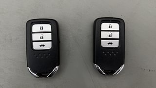 Used 2017 Honda City [2017-2020] VX CVT Petrol Automatic extra CAR KEY VIEW