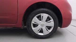 Used 2017 Nissan Micra [2013-2020] XL CVT Petrol Automatic tyres RIGHT FRONT TYRE RIM VIEW