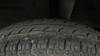 Used 2018 Renault Kwid [2017-2019] RXT 1.0 SCE Special Petrol Manual tyres LEFT REAR TYRE TREAD VIEW