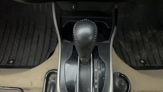 Used 2017 Honda City [2017-2020] VX CVT Petrol Automatic interior GEAR  KNOB VIEW