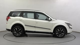 Used 2022 Mahindra XUV500 [2018-2021] W11 AT Diesel Automatic exterior RIGHT SIDE VIEW