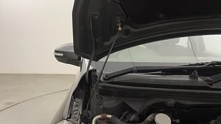 Used 2016 Maruti Suzuki Ertiga [2015-2018] Vxi CNG Petrol+cng Manual engine ENGINE RIGHT SIDE HINGE & APRON VIEW