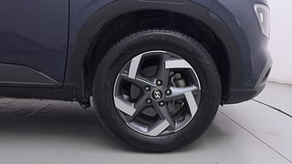 Used 2020 Hyundai Venue [2019-2022] SX Plus 1.0 Turbo DCT Petrol Automatic tyres RIGHT FRONT TYRE RIM VIEW