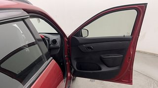 Used 2018 Renault Kwid [2017-2019] RXT 1.0 SCE Special Petrol Manual interior RIGHT FRONT DOOR OPEN VIEW