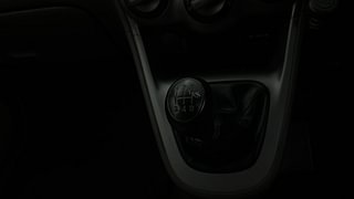 Used 2011 Hyundai i10 Sportz 1.2 Kappa2 Petrol Manual interior GEAR  KNOB VIEW