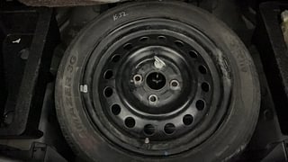 Used 2013 Maruti Suzuki Wagon R 1.0 [2010-2019] VXi Petrol Manual tyres SPARE TYRE VIEW