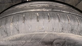 Used 2015 Ford Figo Aspire Trend 1.5 TDCi Diesel Manual tyres RIGHT FRONT TYRE TREAD VIEW