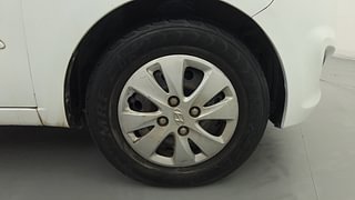 Used 2011 Hyundai i10 Sportz 1.2 Kappa2 Petrol Manual tyres RIGHT FRONT TYRE RIM VIEW