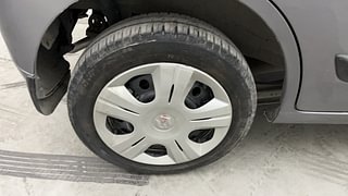 Used 2013 Maruti Suzuki Wagon R 1.0 [2010-2019] VXi Petrol Manual tyres RIGHT REAR TYRE RIM VIEW