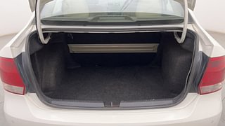 Used 2014 volkswagen Vento 1.6L Highline Petrol Petrol Manual interior DICKY INSIDE VIEW