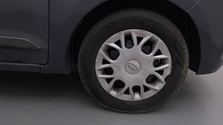 Used 2015 Ford Figo Aspire Trend 1.5 TDCi Diesel Manual tyres RIGHT FRONT TYRE RIM VIEW