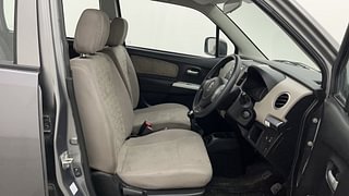 Used 2013 Maruti Suzuki Wagon R 1.0 [2010-2019] VXi Petrol Manual interior RIGHT SIDE FRONT DOOR CABIN VIEW