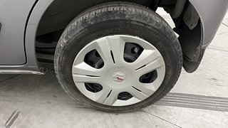 Used 2013 Maruti Suzuki Wagon R 1.0 [2010-2019] VXi Petrol Manual tyres LEFT REAR TYRE RIM VIEW
