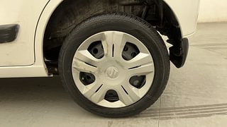 Used 2016 Maruti Suzuki Wagon R 1.0 [2015-2019] VXI AMT Petrol Automatic tyres LEFT REAR TYRE RIM VIEW