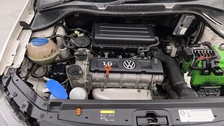 Used 2014 volkswagen Vento 1.6L Highline Petrol Petrol Manual engine ENGINE RIGHT SIDE VIEW