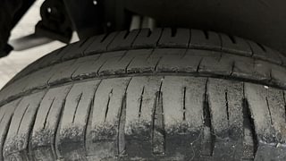 Used 2013 Maruti Suzuki Wagon R 1.0 [2010-2019] VXi Petrol Manual tyres RIGHT REAR TYRE TREAD VIEW