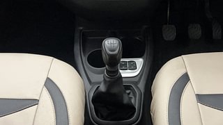 Used 2017 Datsun Redi-GO [2015-2019] T (O) Petrol Manual interior GEAR  KNOB VIEW