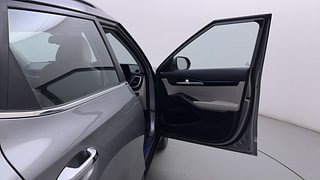 Used 2020 Kia Seltos HTX G Petrol Manual interior RIGHT FRONT DOOR OPEN VIEW