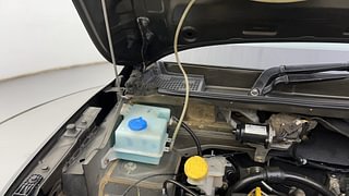 Used 2019 Renault Kwid [2015-2019] RXT Opt Petrol Manual engine ENGINE RIGHT SIDE HINGE & APRON VIEW