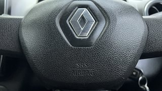 Used 2019 Renault Kwid [2015-2019] RXT Opt Petrol Manual top_features Airbags