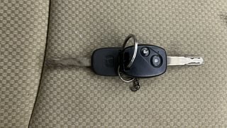 Used 2012 Honda Brio [2011-2016] S MT Petrol Manual extra CAR KEY VIEW