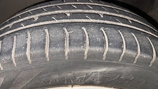 Used 2011 Volkswagen Polo [2010-2014] Comfortline 1.2L (P) Petrol Manual tyres LEFT FRONT TYRE TREAD VIEW