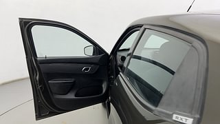 Used 2019 Renault Kwid [2015-2019] RXT Opt Petrol Manual interior LEFT FRONT DOOR OPEN VIEW