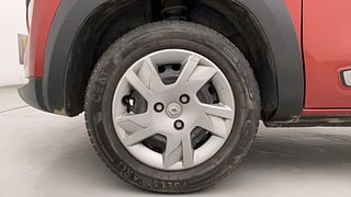 Used 2021 renault Kwid 1.0 RXT Opt Petrol Manual tyres LEFT FRONT TYRE RIM VIEW