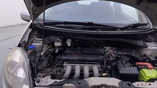 Used 2012 Honda Brio [2011-2016] S MT Petrol Manual engine ENGINE RIGHT SIDE HINGE & APRON VIEW