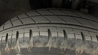 Used 2022 Renault Kwid RXT Petrol Manual tyres RIGHT FRONT TYRE TREAD VIEW