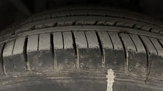 Used 2016 Ford EcoSport [2015-2017] Titanium 1.5L Ti-VCT AT Petrol Automatic tyres LEFT FRONT TYRE TREAD VIEW
