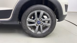 Used 2020 Ford Freestyle [2017-2021] Titanium 1.2 Petrol Manual tyres LEFT REAR TYRE RIM VIEW