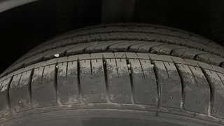 Used 2016 Ford EcoSport [2015-2017] Titanium 1.5L Ti-VCT AT Petrol Automatic tyres RIGHT REAR TYRE TREAD VIEW
