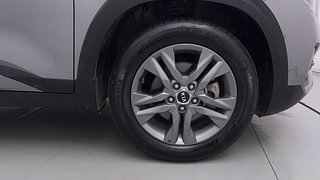 Used 2020 Kia Seltos HTX G Petrol Manual tyres RIGHT FRONT TYRE RIM VIEW