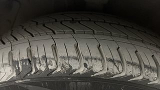 Used 2013 Hyundai i20 [2012-2014] Sportz 1.4 CRDI Diesel Manual tyres LEFT FRONT TYRE TREAD VIEW