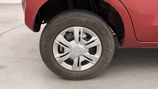 Used 2017 Datsun Redi-GO [2015-2019] T (O) Petrol Manual tyres RIGHT REAR TYRE RIM VIEW