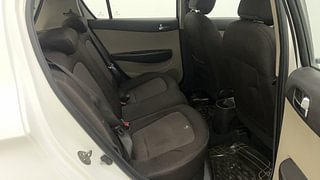 Used 2013 Hyundai i20 [2012-2014] Sportz 1.4 CRDI Diesel Manual interior RIGHT SIDE REAR DOOR CABIN VIEW