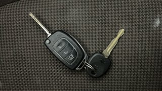 Used 2013 Hyundai i20 [2012-2014] Sportz 1.4 CRDI Diesel Manual extra CAR KEY VIEW