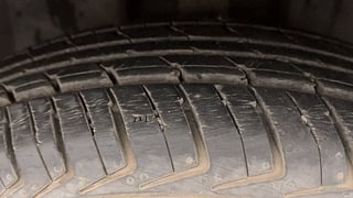 Used 2017 Datsun Redi-GO [2015-2019] T (O) Petrol Manual tyres RIGHT FRONT TYRE TREAD VIEW